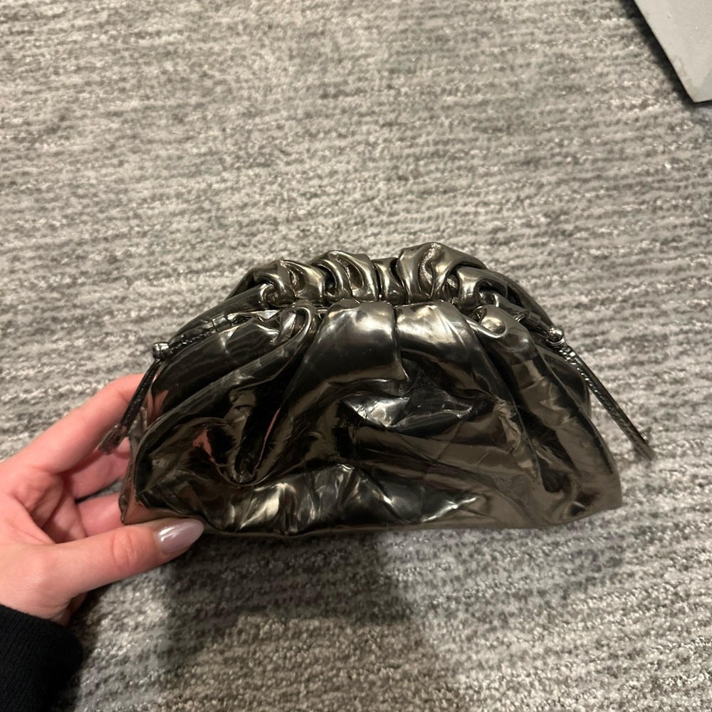 BOTTEGA VENETA
Metallic Mini Intrecciato Clutch